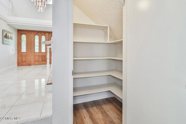 4082 Avenida Verano, Thousand Oaks, CA 91360