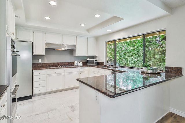 4082 Avenida Verano, Thousand Oaks, CA 91360