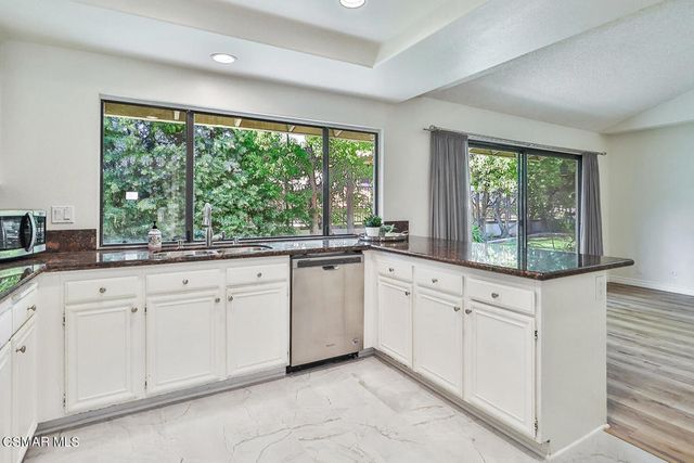 4082 Avenida Verano, Thousand Oaks, CA 91360