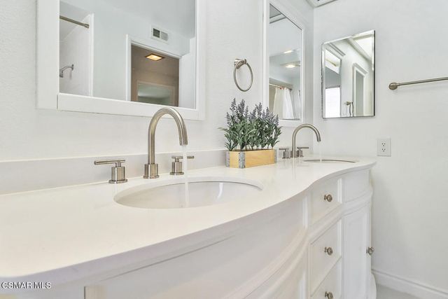 4082 Avenida Verano, Thousand Oaks, CA 91360