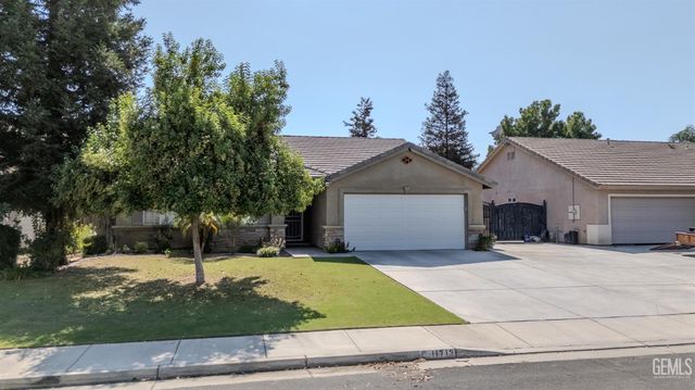 11713 Darlington Avenue, Bakersfield, CA 93312