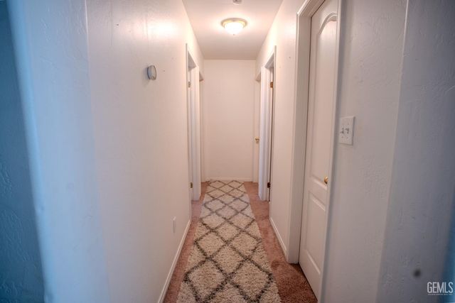 11713 Darlington Avenue, Bakersfield, CA 93312