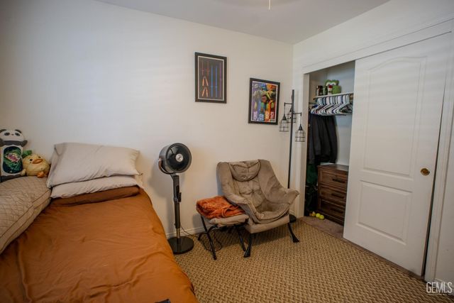 11713 Darlington Avenue, Bakersfield, CA 93312