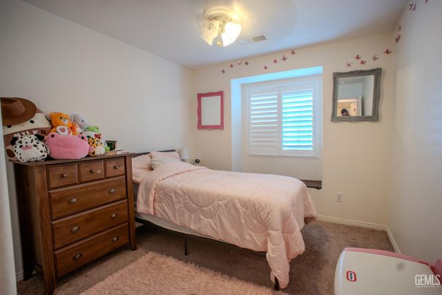 11713 Darlington Avenue, Bakersfield, CA 93312