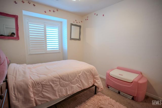 11713 Darlington Avenue, Bakersfield, CA 93312