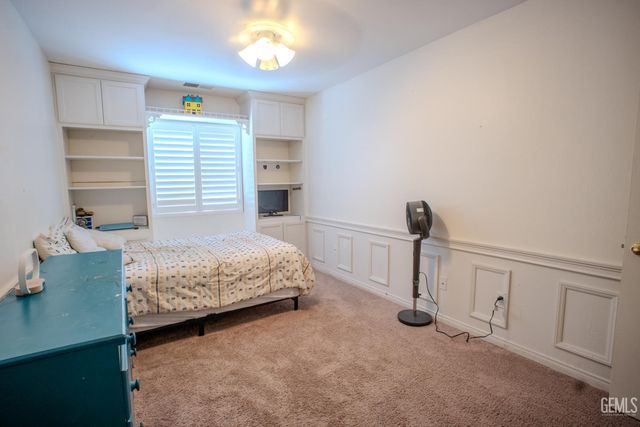 11713 Darlington Avenue, Bakersfield, CA 93312