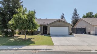 11713 Darlington Avenue, Bakersfield, CA 93312