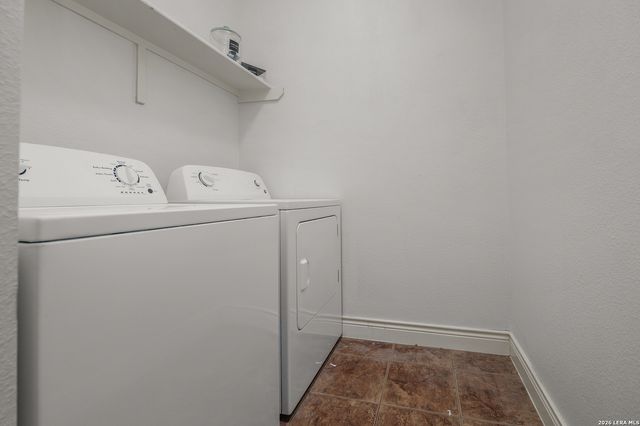 8330 WAYSIDE CRK, San Antonio, TX 78255