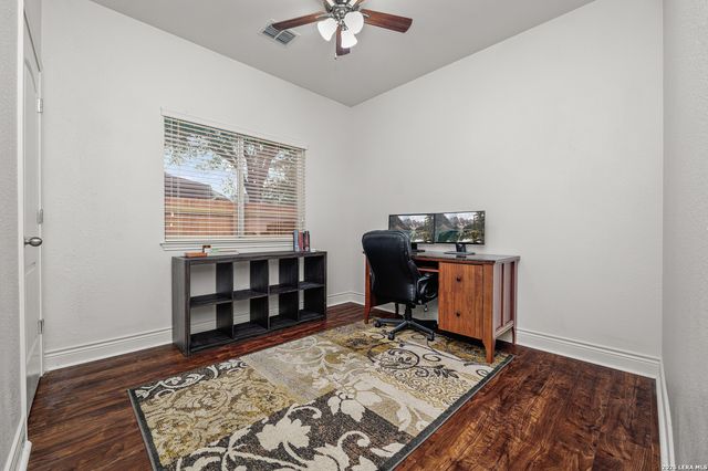 8330 WAYSIDE CRK, San Antonio, TX 78255