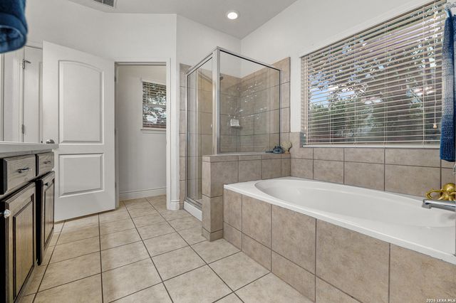 8330 WAYSIDE CRK, San Antonio, TX 78255