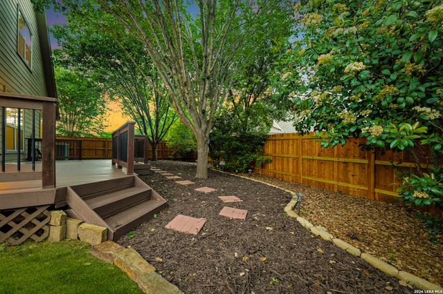 8330 WAYSIDE CRK, San Antonio, TX 78255