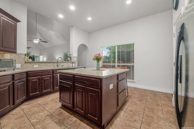 8330 WAYSIDE CRK, San Antonio, TX 78255