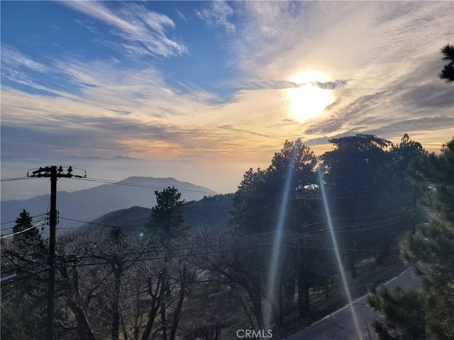 31612 City Creek Road, Running Springs, CA 92382