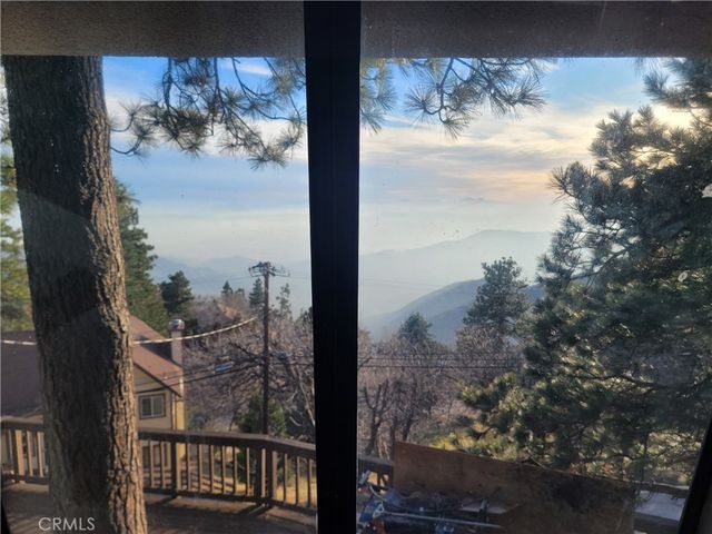 31612 City Creek Road, Running Springs, CA 92382