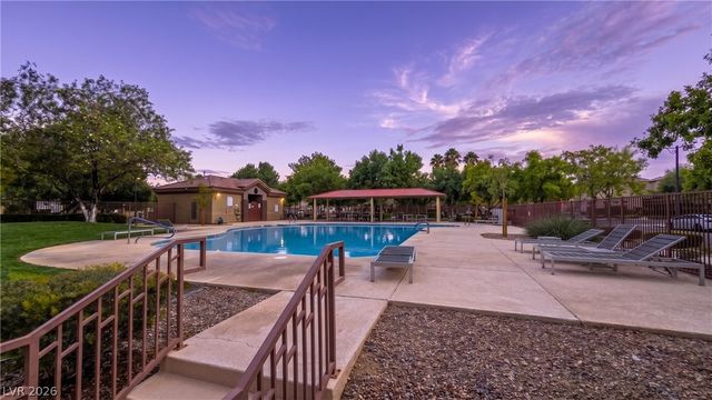 9041 Silken Crests Court, Las Vegas, NV 89149