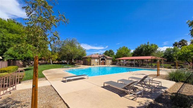 9041 Silken Crests Court, Las Vegas, NV 89149