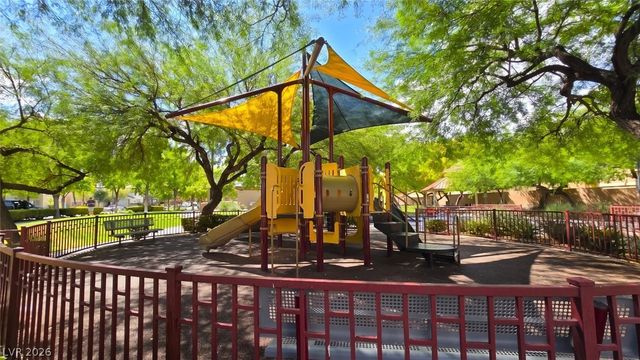 9041 Silken Crests Court, Las Vegas, NV 89149