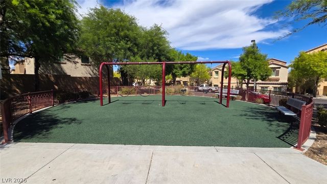 9041 Silken Crests Court, Las Vegas, NV 89149