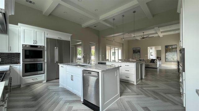 128 Gloria BLVD, Smithville, TX 78957