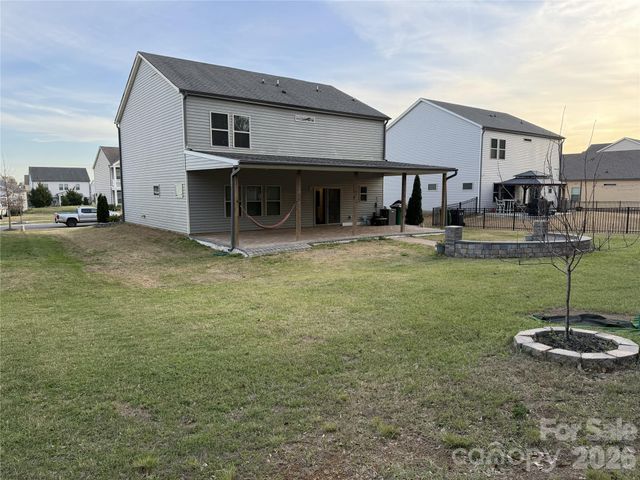 4621 Collingham Drive, Charlotte, NC 28273