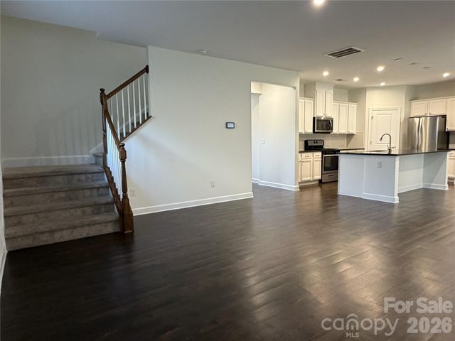 4621 Collingham Drive, Charlotte, NC 28273