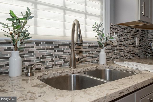 1115 CONCORD AVE, Drexel Hill, PA 19026