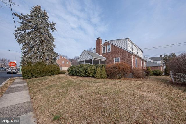 1115 CONCORD AVE, Drexel Hill, PA 19026