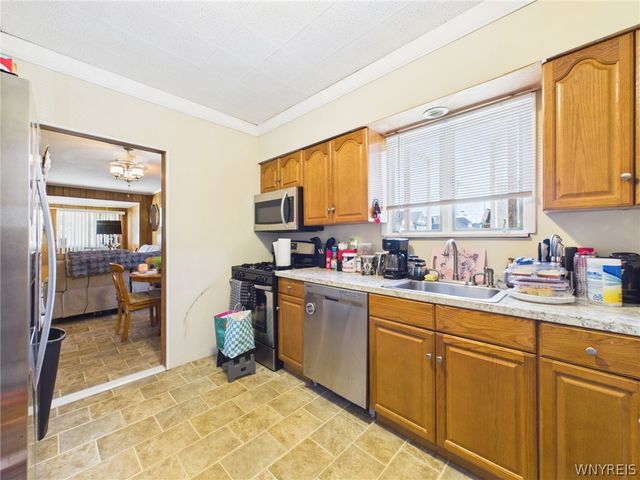 51 Laverack Avenue, Lancaster, NY 14043