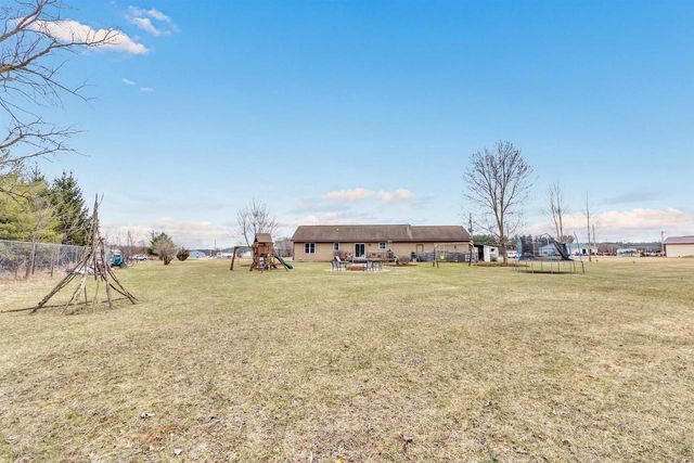 801 SIMON STREET, Wild Rose, WI 54984