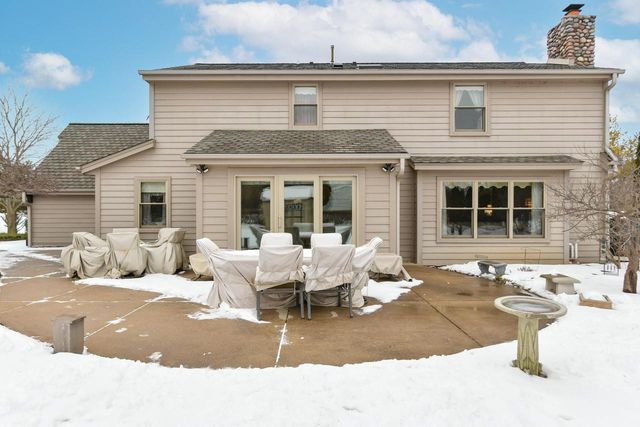 S74W14303 Settler WAY, Muskego, WI 53150