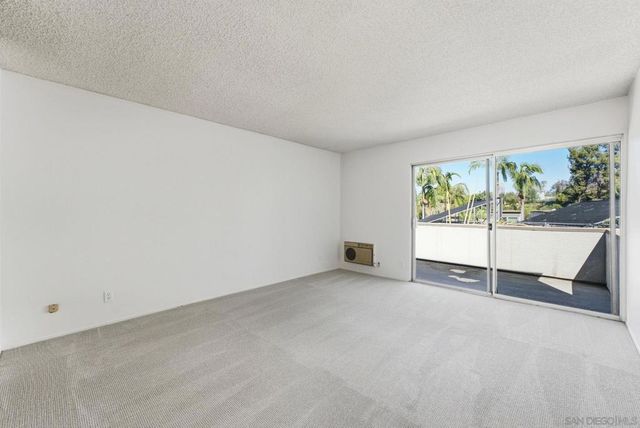 4545 Collwood 14, San Diego, CA 92115