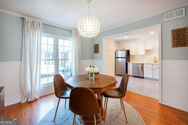 3 Surry County Place NW, Atlanta, GA 30318