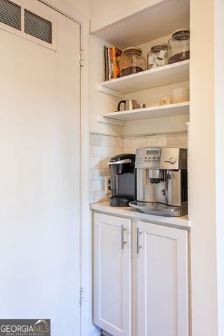 3 Surry County Place NW, Atlanta, GA 30318