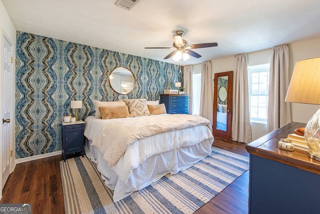 3 Surry County Place NW, Atlanta, GA 30318