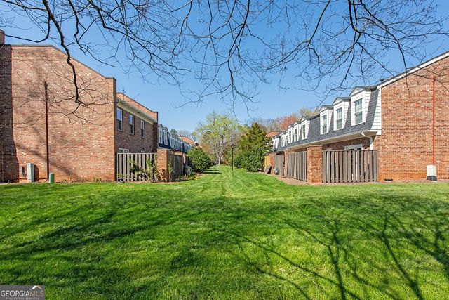 3 Surry County Place NW, Atlanta, GA 30318