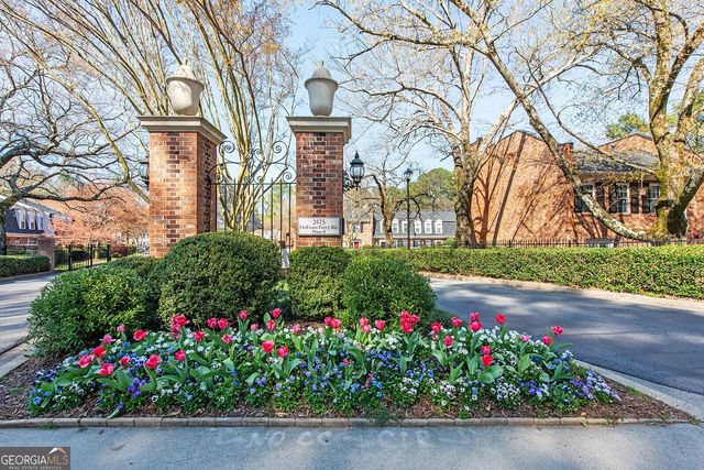 3 Surry County Place NW, Atlanta, GA 30318