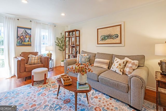 3 Surry County Place NW, Atlanta, GA 30318