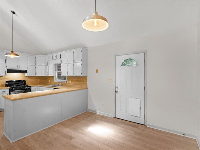 240 Briarcliff Place, Stockbridge, GA 30281