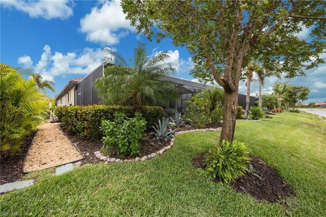 28062 Edenderry CT, Bonita Springs, FL 34135