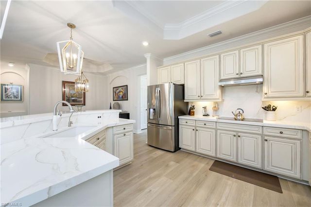 28062 Edenderry CT, Bonita Springs, FL 34135