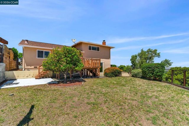 2240 Westwood Ln, Pittsburg, CA 94565