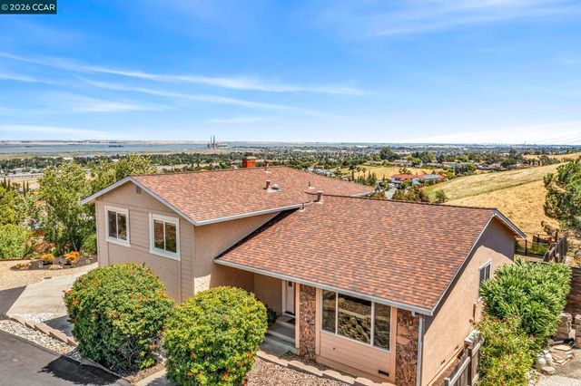 2240 Westwood Ln, Pittsburg, CA 94565