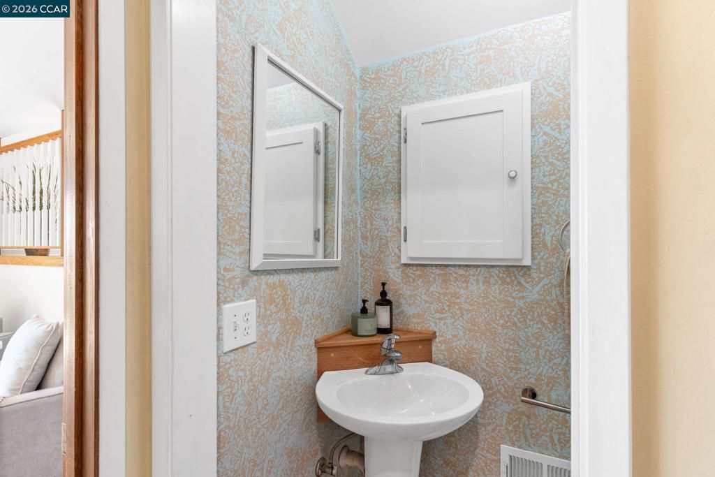 Image 21 of property listing at 2240 Westwood Ln, Pittsburg, CA 94565