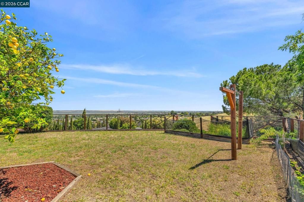 Image 42 of property listing at 2240 Westwood Ln, Pittsburg, CA 94565