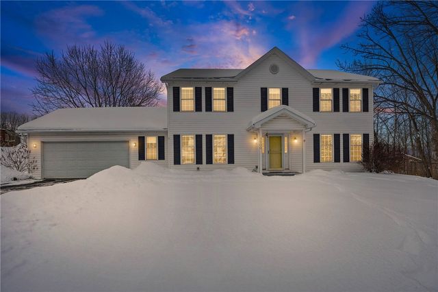 3500 View Pointe Drive, Walworth, NY 14502