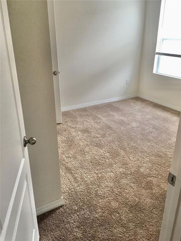 943 SUMMER GLEN DRIVE, Winter Haven, FL 33880