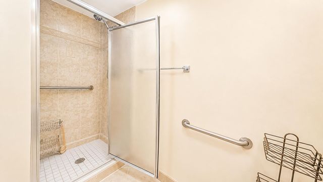 433 SAXONY J Way, Delray Beach, FL 33446