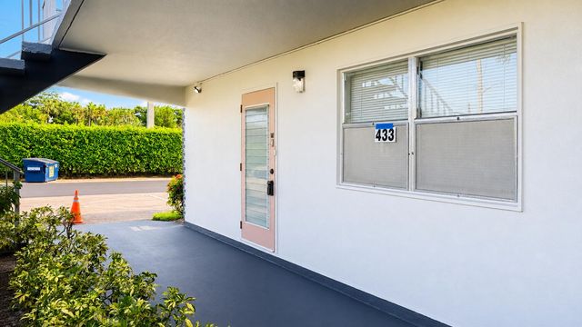 433 SAXONY J Way, Delray Beach, FL 33446