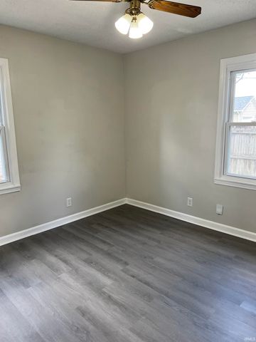 1900 Cass Avenue, Evansville, IN 47714