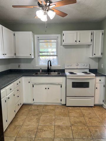 1900 Cass Avenue, Evansville, IN 47714